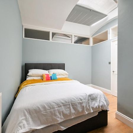 런던 Cozy Hideaway In South Ken! 아파트 외부 사진