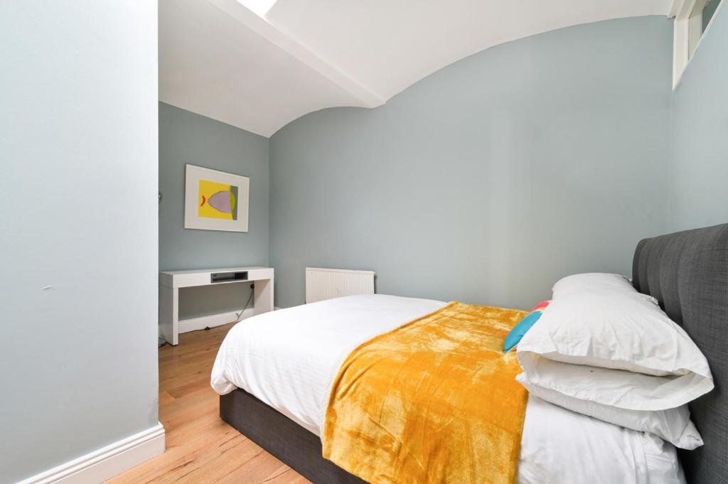 런던 Cozy Hideaway In South Ken! 아파트 외부 사진